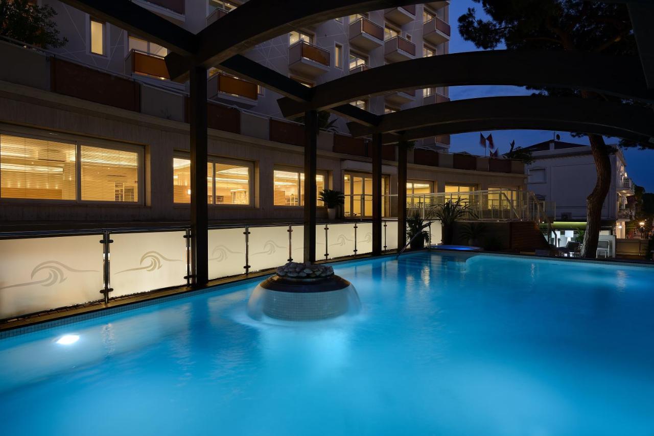 Hotel Concord Riccione Kültér fotó
