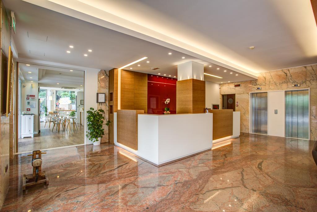 Hotel Concord Riccione Kültér fotó